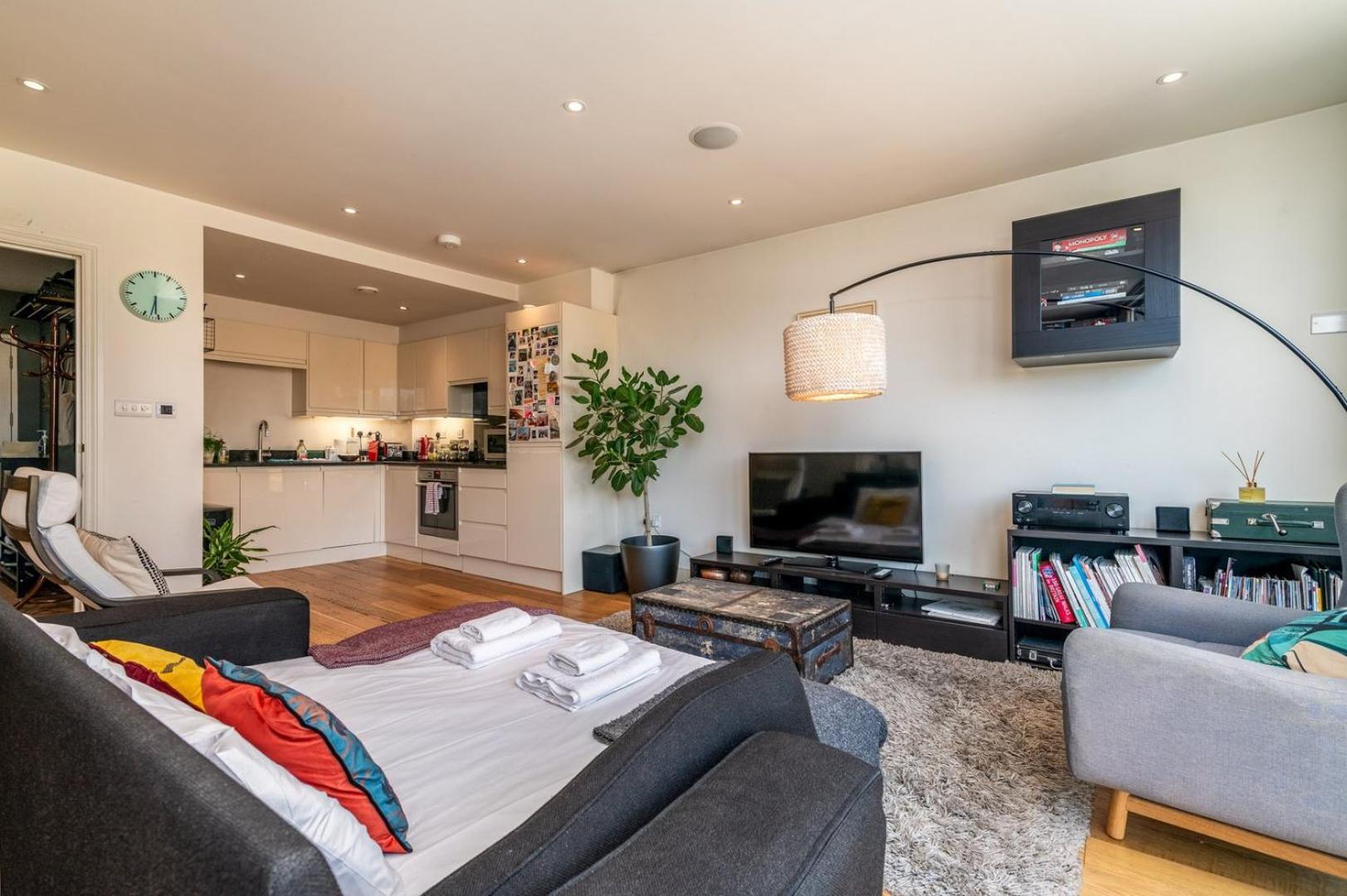 Bright & Spacious Battersea Flat Londra Esterno foto