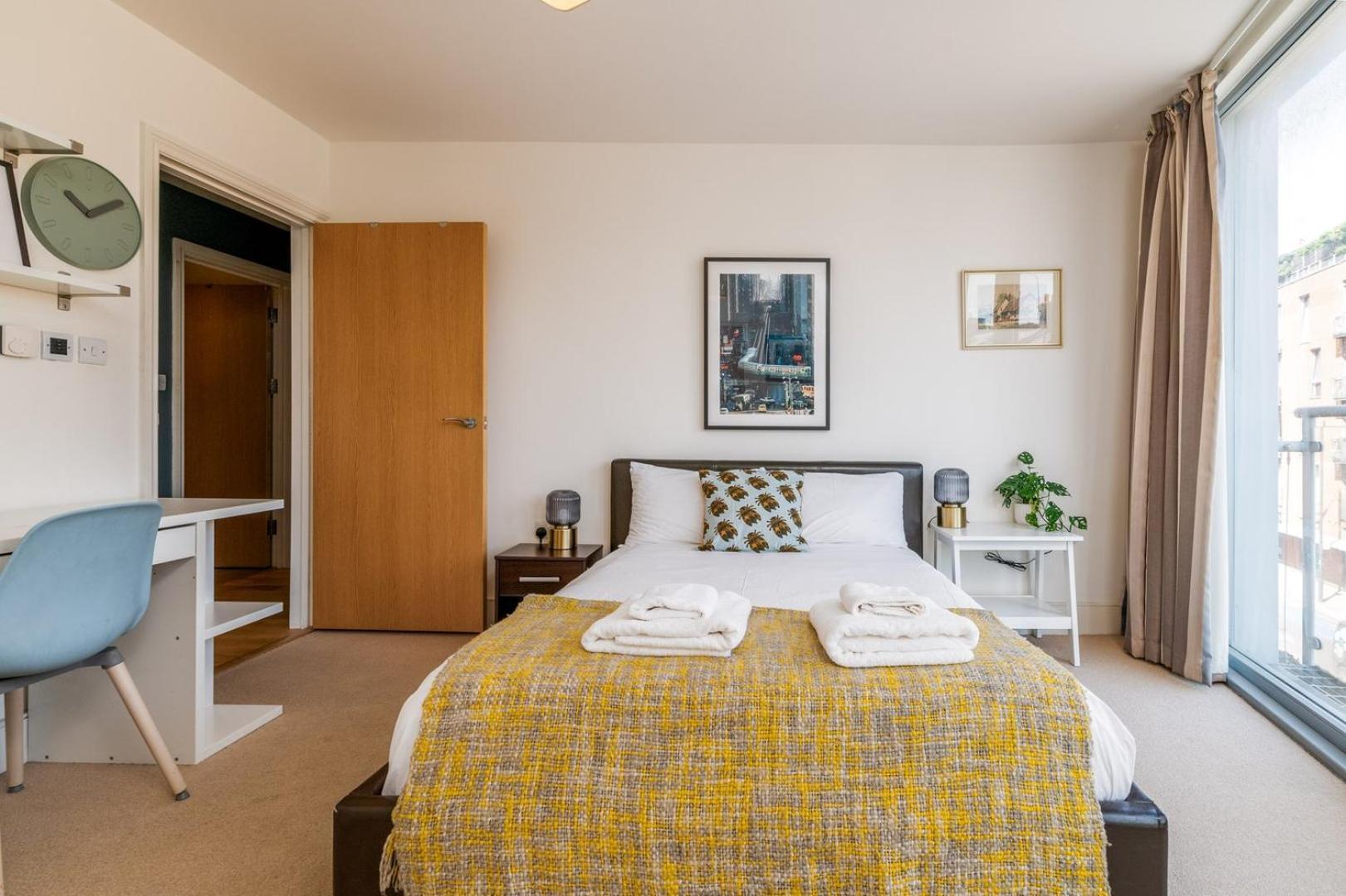 Bright & Spacious Battersea Flat Londra Esterno foto